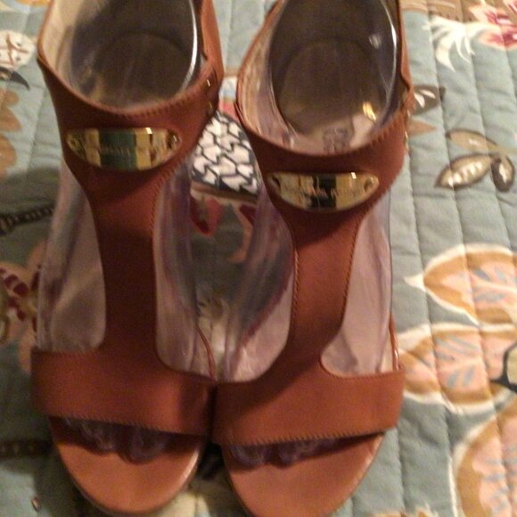 Michael Kors  Brown Leather Wedge Sandals Womens Jute Heel Size 8.5 - Picture 1 of 4